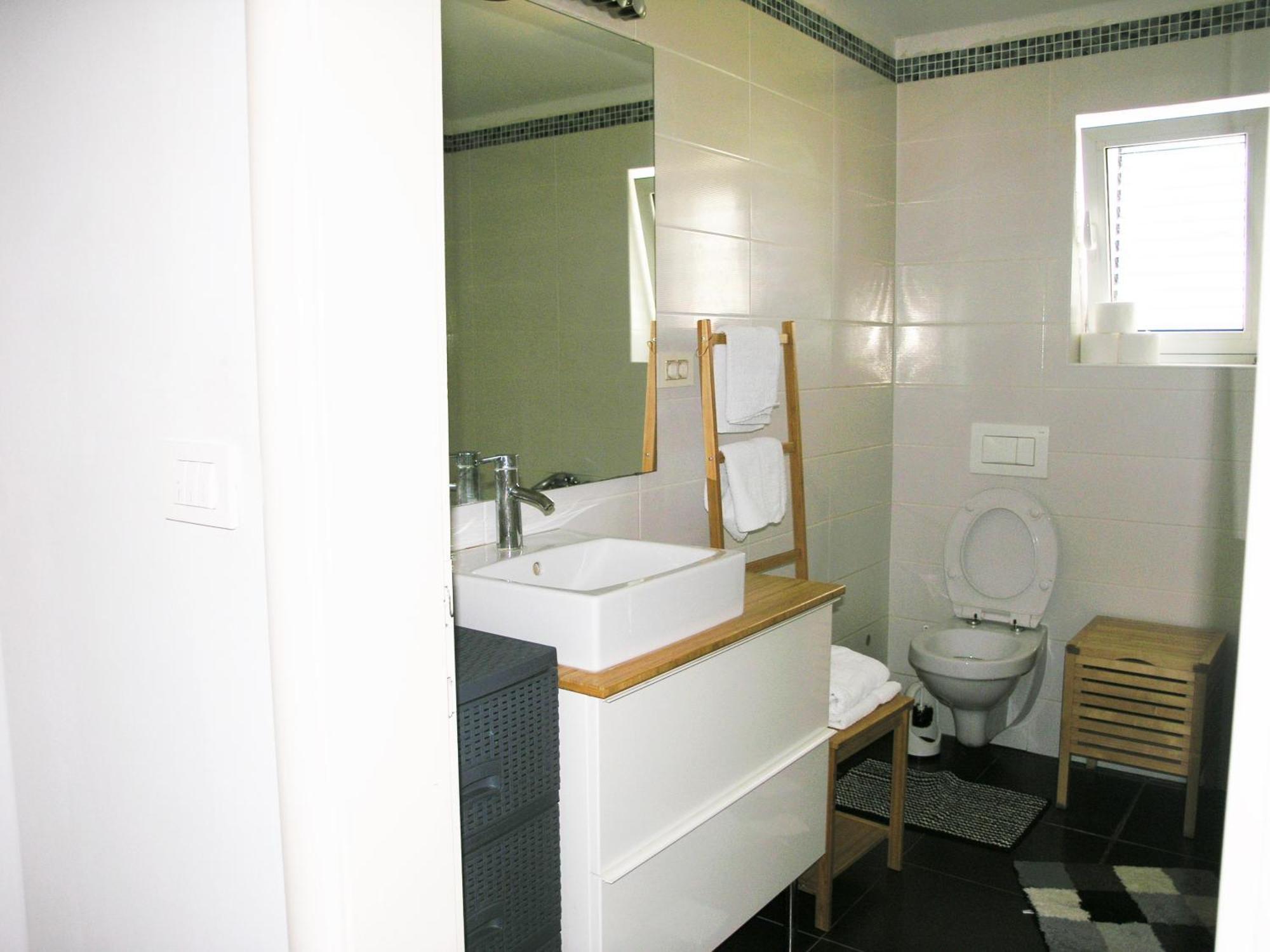 House Rozi Hotell Palit Exteriör bild