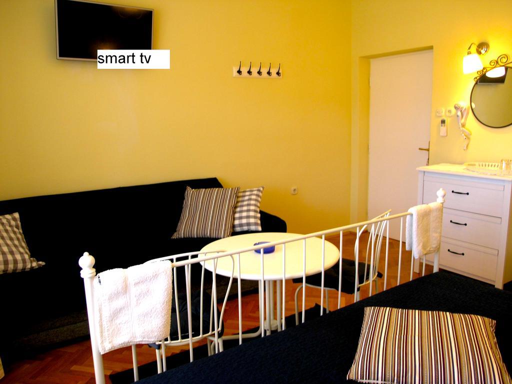 House Rozi Hotell Palit Rum bild