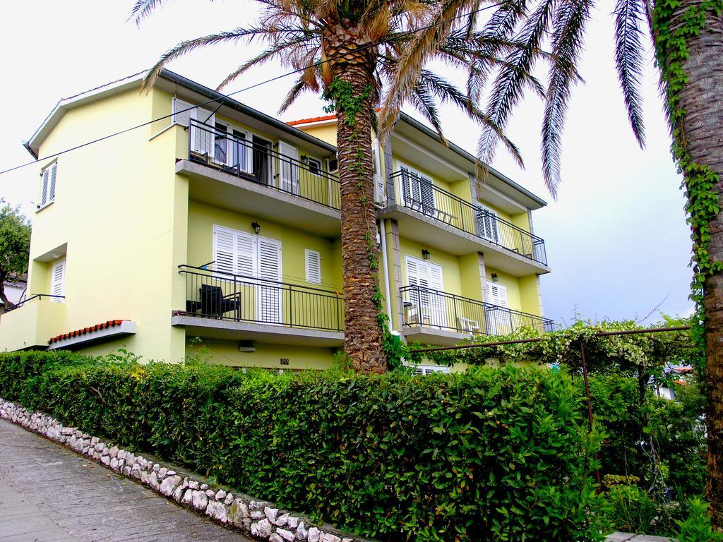 House Rozi Hotell Palit Exteriör bild