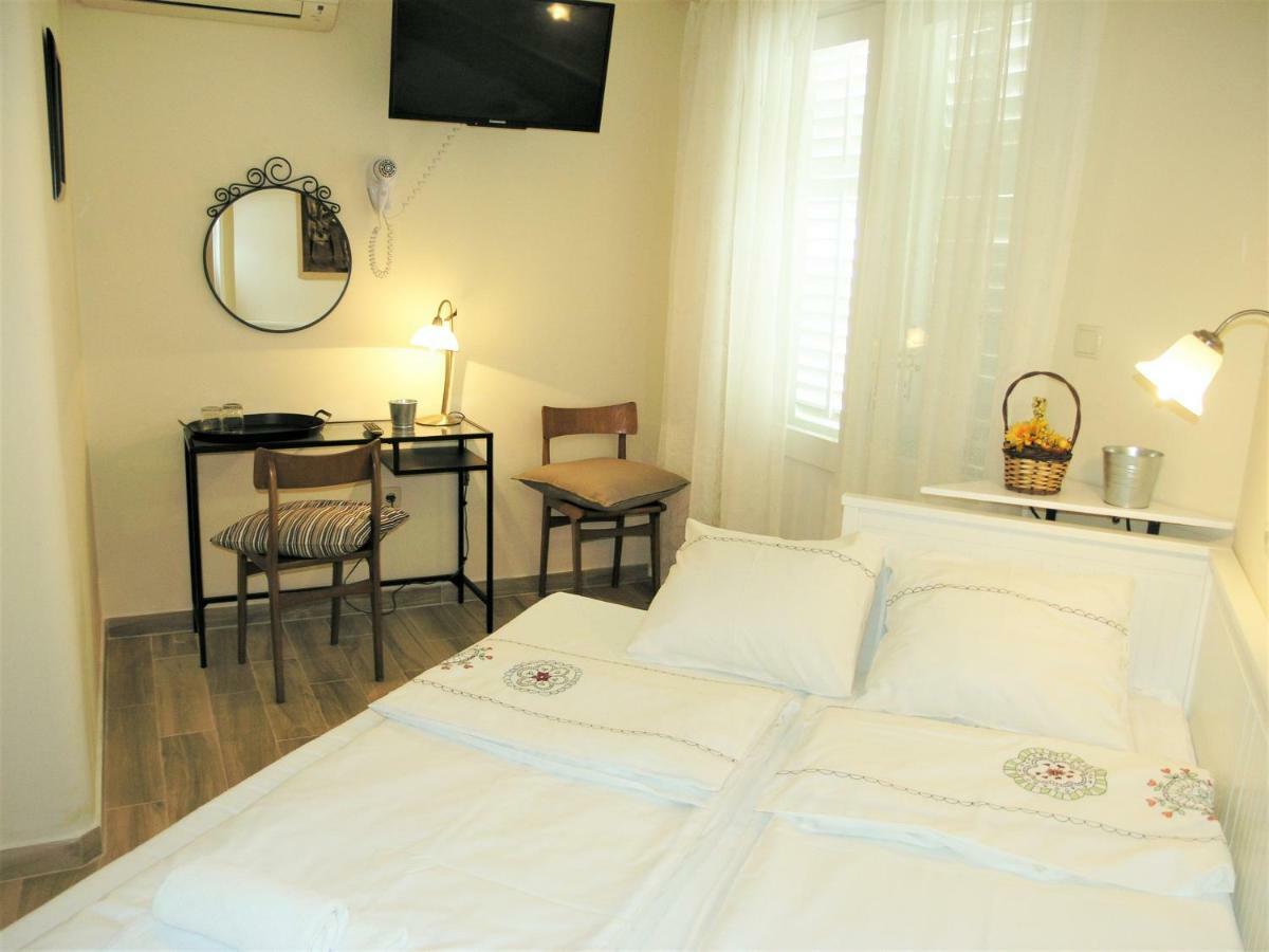 House Rozi Hotell Palit Rum bild
